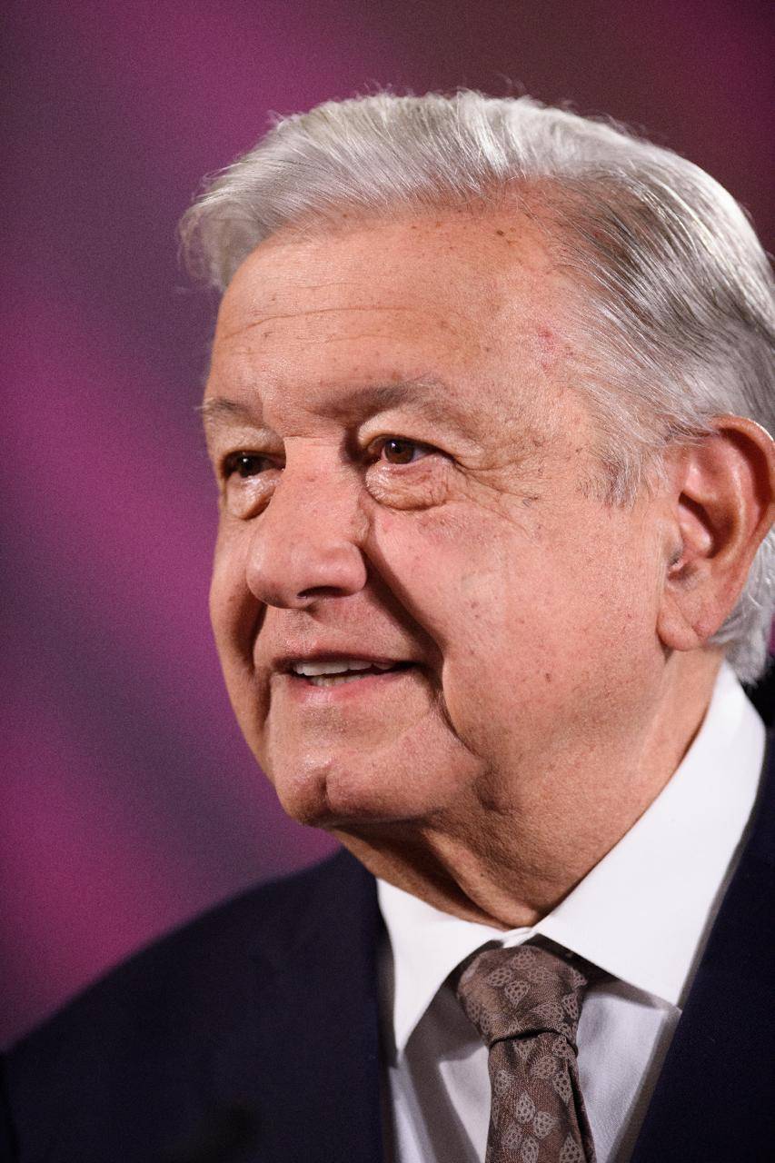 Constitución prevé sobrerrepresentación de la 4T, pese a rebelión de oposición: AMLO