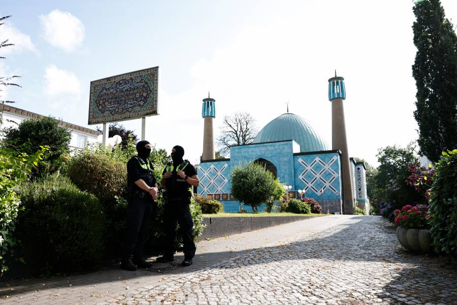 Alemania prohíbe organización islámica por vínculos con Hezbollah