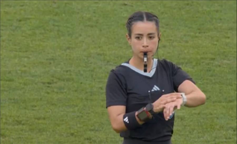 Katia Itzel García debuta como árbitra en Juegos Olímpicos de París 2024