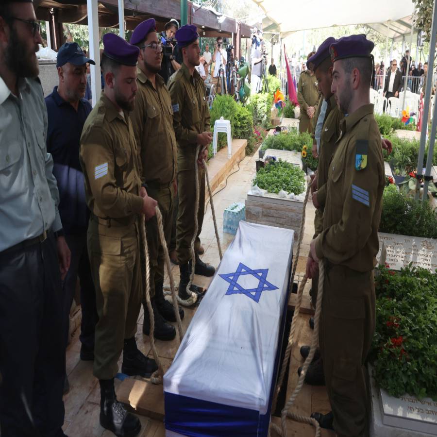 El ejército de Israel anuncia que ha recuperado los cadáveres de cinco rehenes en Gaza