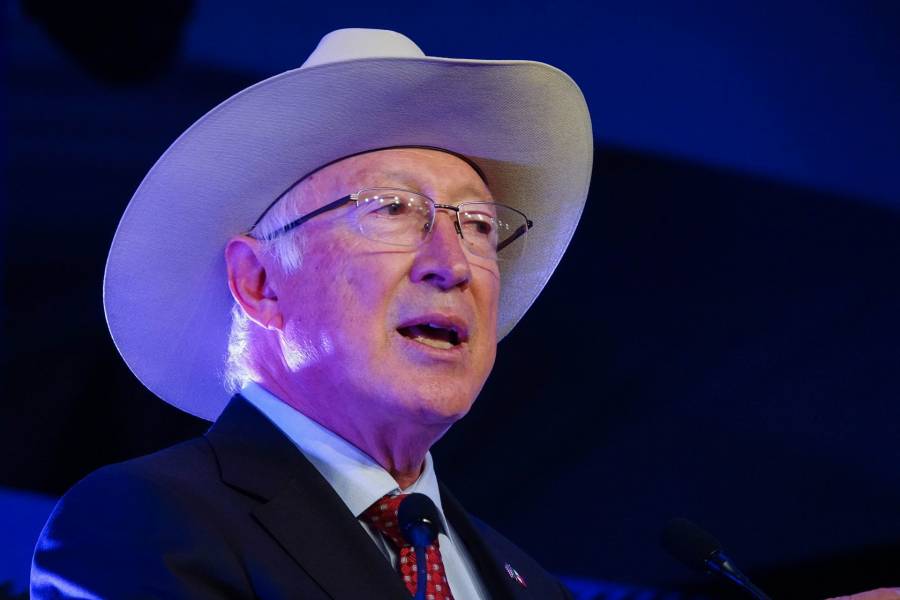 Detenciones “benefician” a México y EEUU, asegura Ken Salazar
