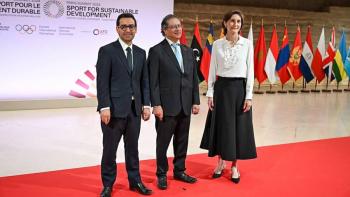 Petro particip&oacute; en la cumbre ‘Deporte para el desarrollo sostenible’ en Par&iacute;s