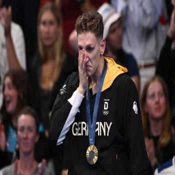 Alem&aacute;n Maertens gana los 400 m libres, primer oro de la nataci&oacute;n en Par&iacute;s-2024