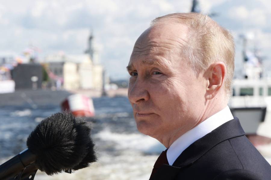 Putin amenaza con relanzar la producción de armas nucleares de alcance medio