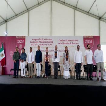 AMLO halaga a Sheinbaum aunque dice que no tiene porque “hacerle la barba a nadie”