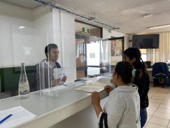 Menores de edad podr&aacute;n laborar como empacadores en tiendas de autoservicio en el Edomex