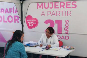 Brindan apoyo emocional y asistencial a mujeres con c&aacute;ncer de mama en el Edomex