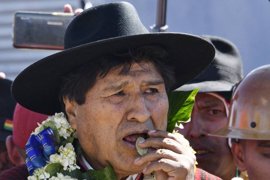 Evo Morales expresa solidaridad con Nicolás Maduro ante 