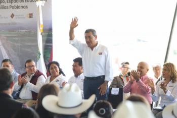 Sergio Salom&oacute;n impulsa progreso integral en Chignahuapan