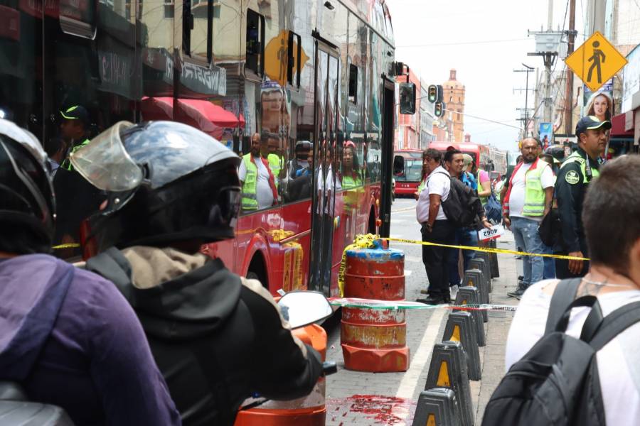 En un año, han levantado casi un millón de infracciones por invadir carril del Metrobús