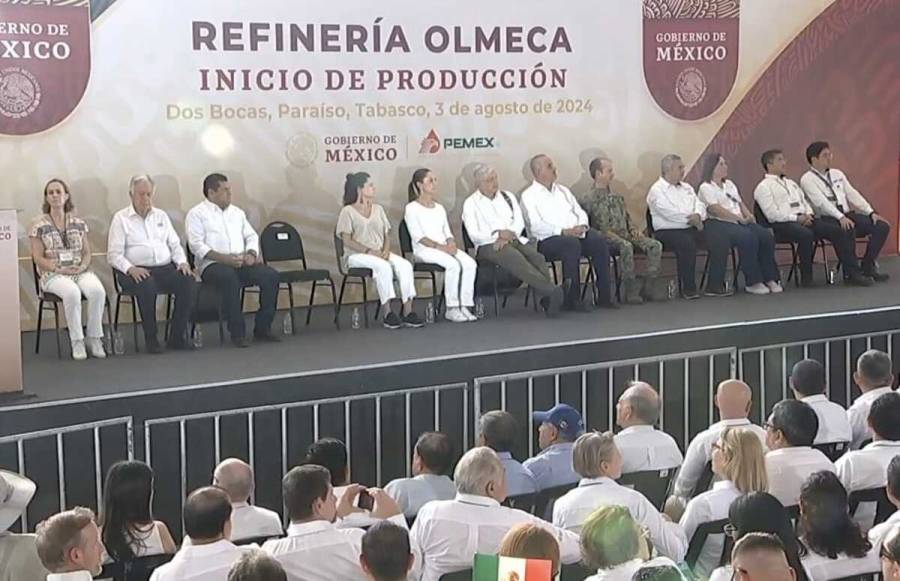 En un día Dos Bocas produjo 10% de toda la gasolina de México; en 15 días el 20%: AMLO