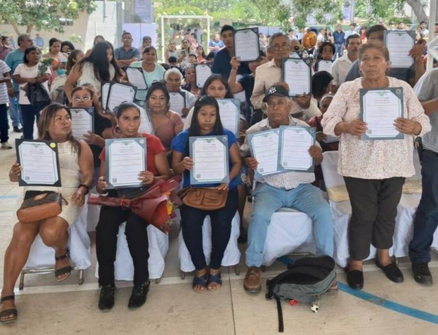 Más de 18 mil estudiantes de bachillerato apoyan a estudiantes del INEA para disminuir rezago: SEP