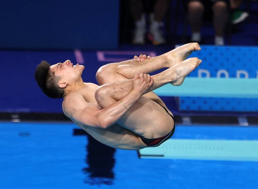 Paris 2024: Osmar Olvera avanzó semifinal de clavados en trampolín