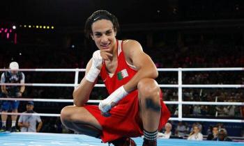 Imane Khelif, campeona ol&iacute;mpica en Par&iacute;s 2024, denuncia ciberacoso tras su hist&oacute;rica victoria
