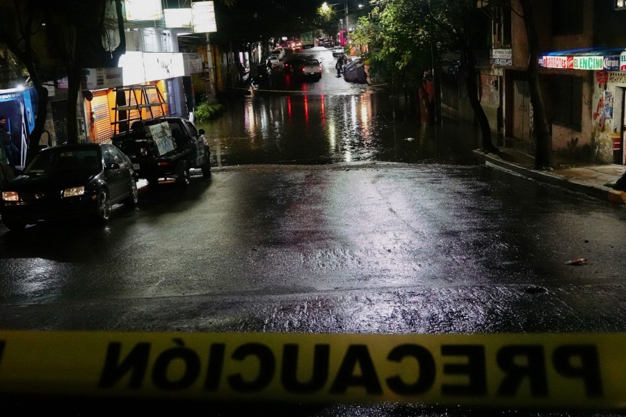 Inundaciones y encharcamientos golpean fuertemente a Tlalpan tras fuertes lluvias