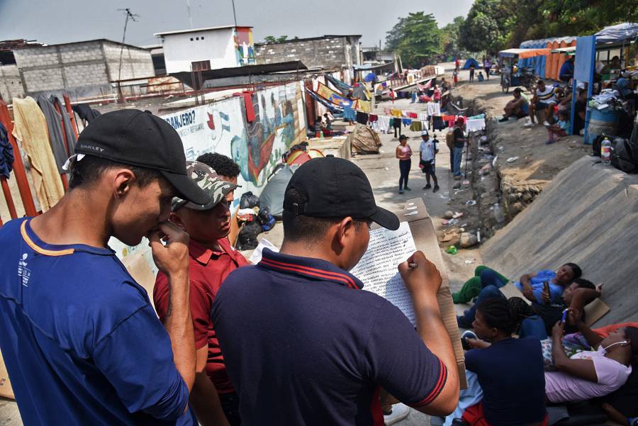Guatemala refuerza vigilancia fronteriza tras entrada de cientos de mexicanos