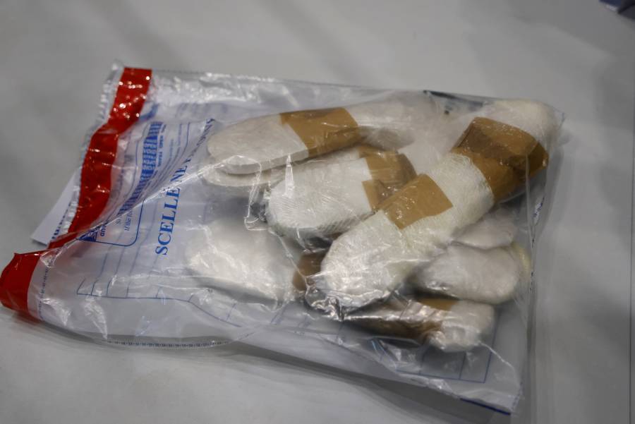 Detienen a diacono mexicano en Paraguay por transportar tequila y shampoo contaminados con drogas