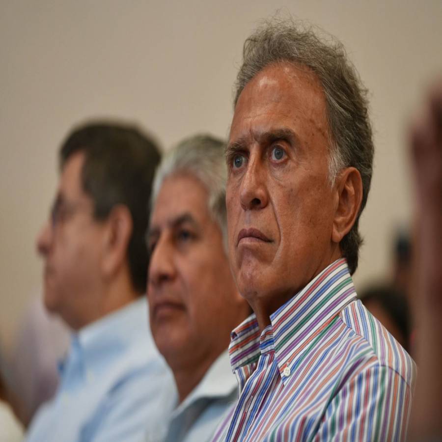 Cuitláhuac García y Miguel Ángel Yunes se confrontan