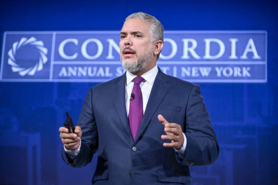 Iv&aacute;n Duque critica propuesta del Gobierno colombiano sobre inversiones forzosas