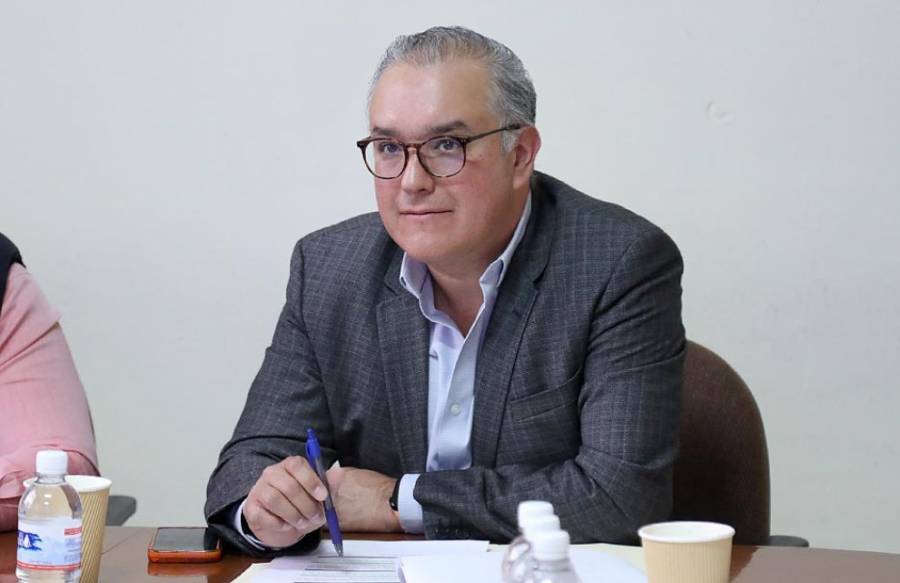 Diputado insta a preparar mano de obra especializada para la industria automotriz en SLP