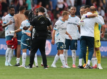 El Marsella de Roberto De Zerbi, directo al liderato con goleada en Brest