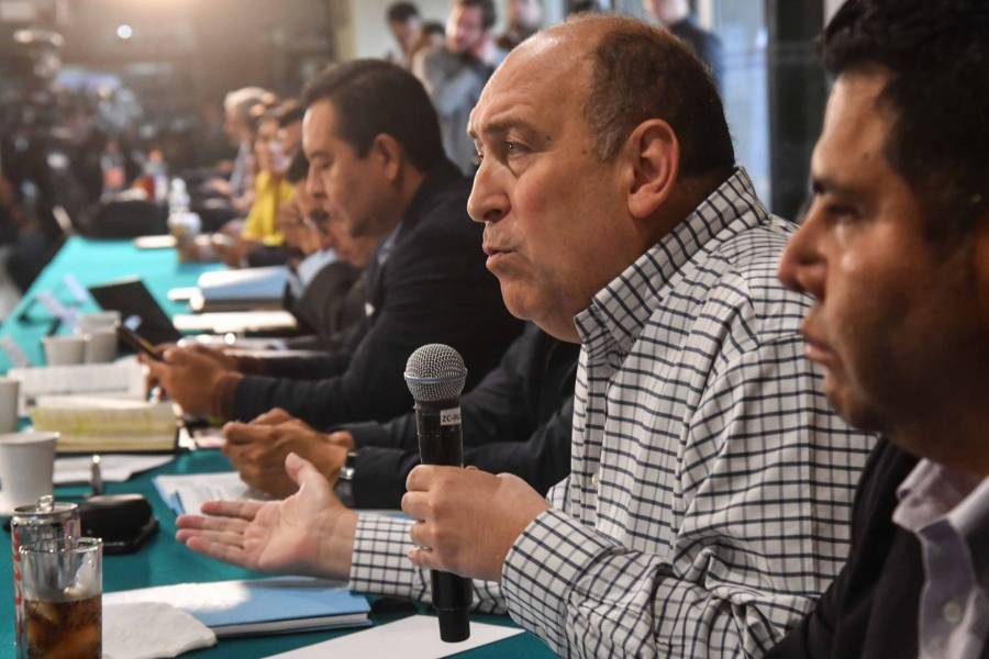 Exhibe Rubén Moreira 