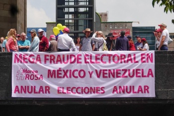 Frente C&iacute;vico Nacional y Marea Rosa llaman a movilizaci&oacute;n en defensa de la democracia