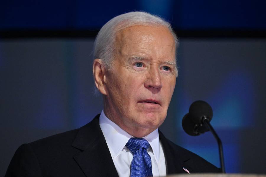 Casal Obama lleg&oacute; a la Convenci&oacute;n Dem&oacute;crata para apoyar a Kamala Harris