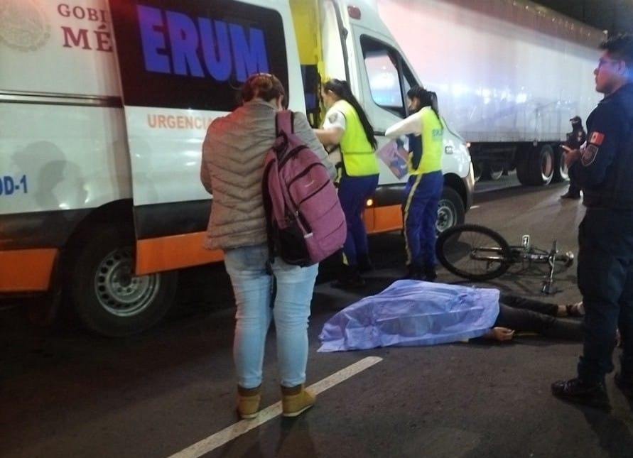 Detienen a conductor de camión que mató a ciclista en Coyoacán