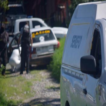 Asesinan en un taxi al regidor suplente de Zumpango