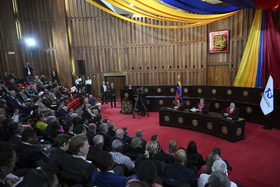 Boric acusa a corte suprema de Venezuela de 