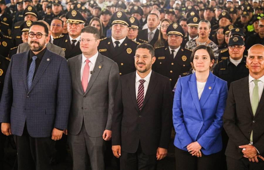 Reconoce Martí Batres a mil 400 Policías de la CDMX