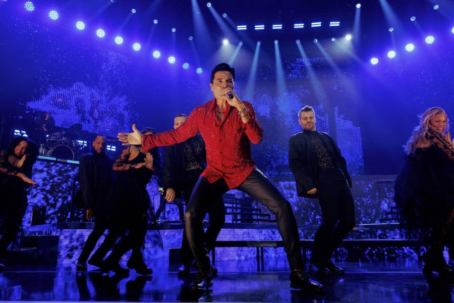 Chayanne rompe plaza en el inicio de su gira por Estados Unidos