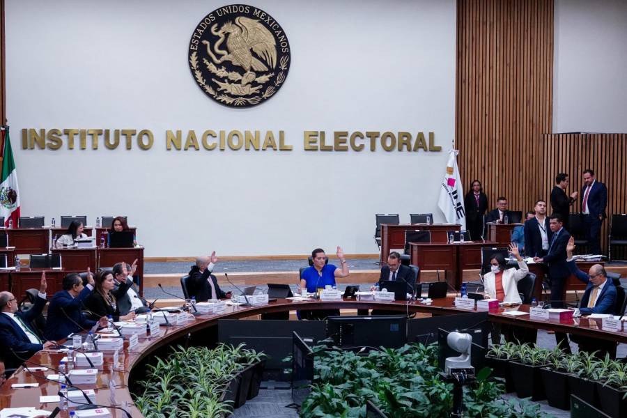 INE aprueba anteproyectos de asignación de curules y escaños plurinominales