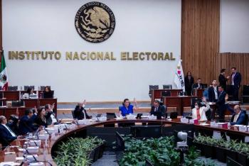 INE aprueba anteproyectos de asignaci&oacute;n de curules y esca&ntilde;os plurinominales