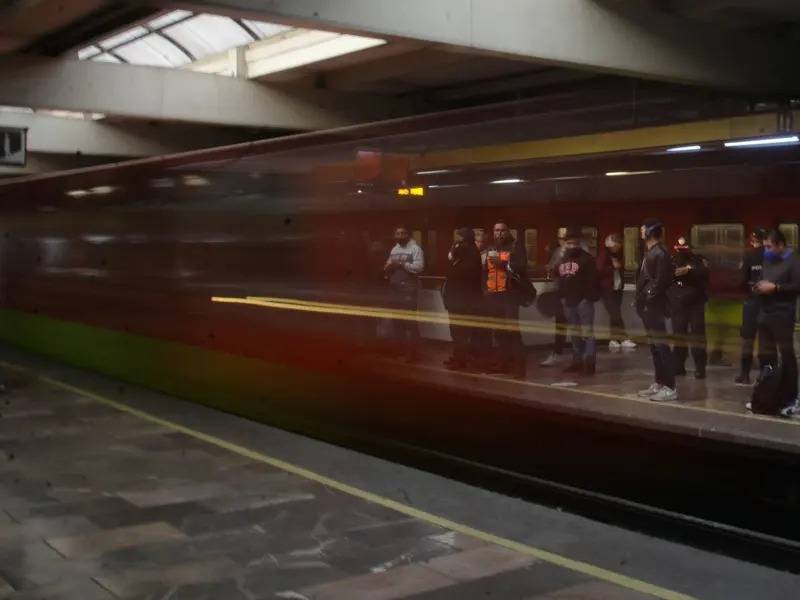 Metro anuncia cambios en horario y pase gratis por maratón CDMX 2024