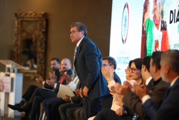 Autonom&iacute;a Legislativa: Monreal contesta a embajador de EE.UU.