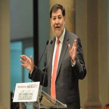Noro&ntilde;a pide a Ken Salazar no interferir en aprobaci&oacute;n de la reforma judicial