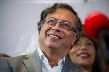 Gustavo Petro retoma propuesta de emisi&oacute;n de dinero para reparaci&oacute;n de v&iacute;ctimas
