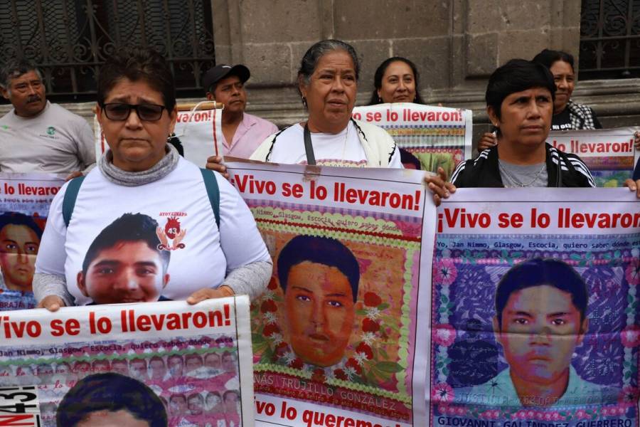 Presidente AMLO reafirma compromiso de búsqueda y justicia en caso Ayotzinapa