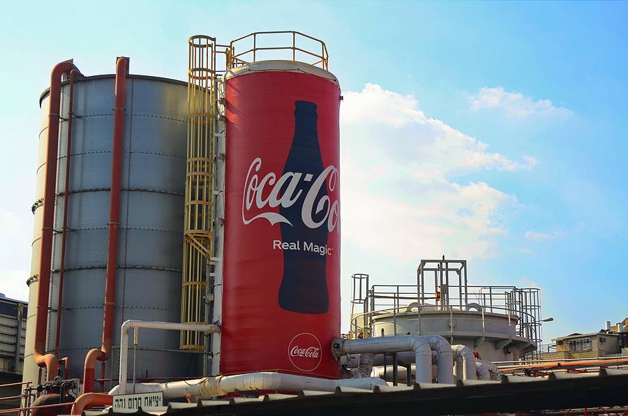 Coca Cola Femsa en la mira por acaparamiento de agua en Colombia