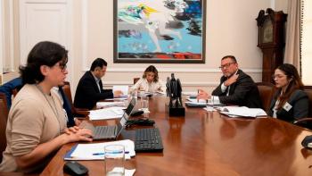 “Combatir la corrupci&oacute;n y fortalecer la transparencia en los procesos de contrataci&oacute;n es la prioridad del presidente”: Laura Sarabia