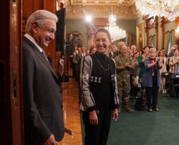 AMLO y Sheinbaum eval&uacute;an con gobernadores avances de IMSS Bienestar