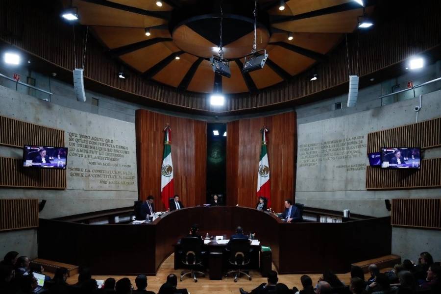 TEPJF reafirma principios de paridad y corrige sobrerrepresentación en Congresos Locales