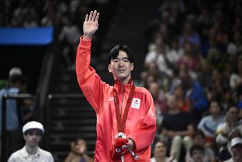 Tercer oro para el nadador bielorruso Ihar Boki en los Juegos Paral&iacute;mpicos de Par&iacute;s