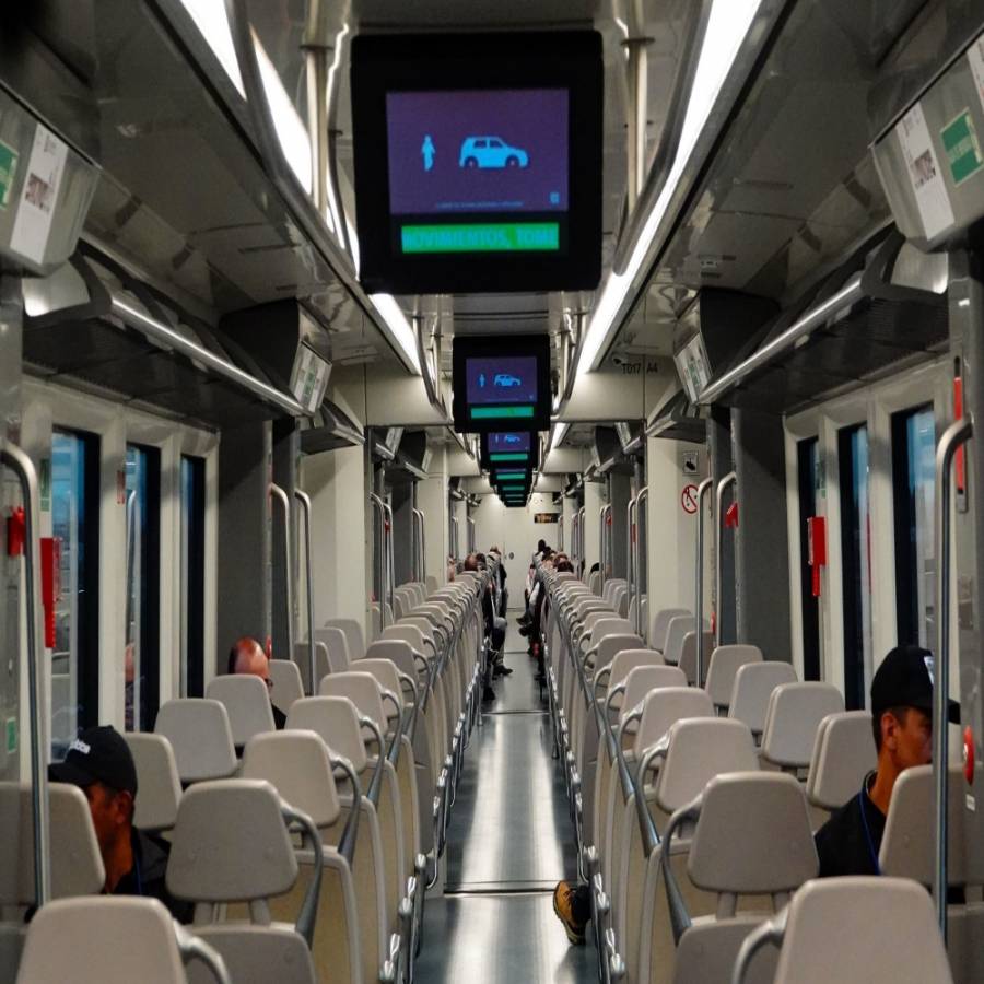 Banobras anuncia precio preferencial en tren interurbano