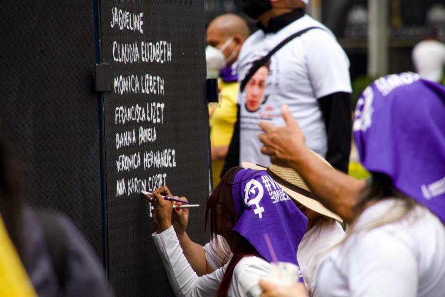 La labor de las mujeres que buscan a sus desaparecidos