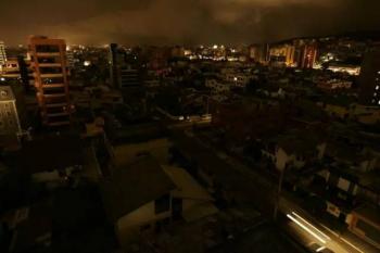 Apag&oacute;n masivo en Venezuela afecta a Caracas y varios estados