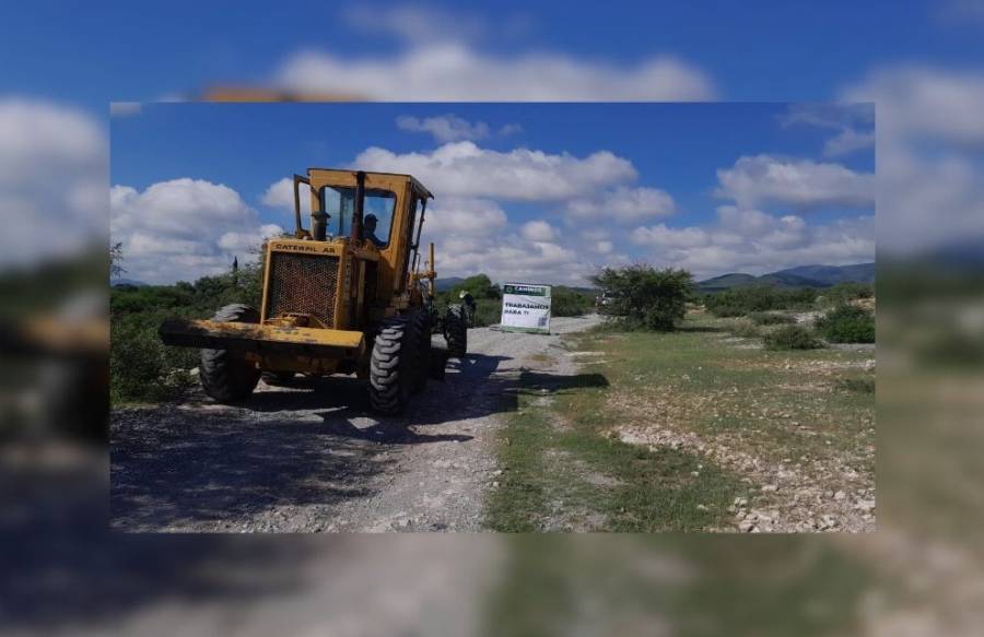 Avanza la Conservación de Camino en Villa de Guadalupe para Beneficio de 16 Comunidades