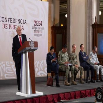 AMLO y Petro no hablaron por tel&eacute;fono; pero vendr&aacute; a la toma de protesta de Sheinbaum: AMLO